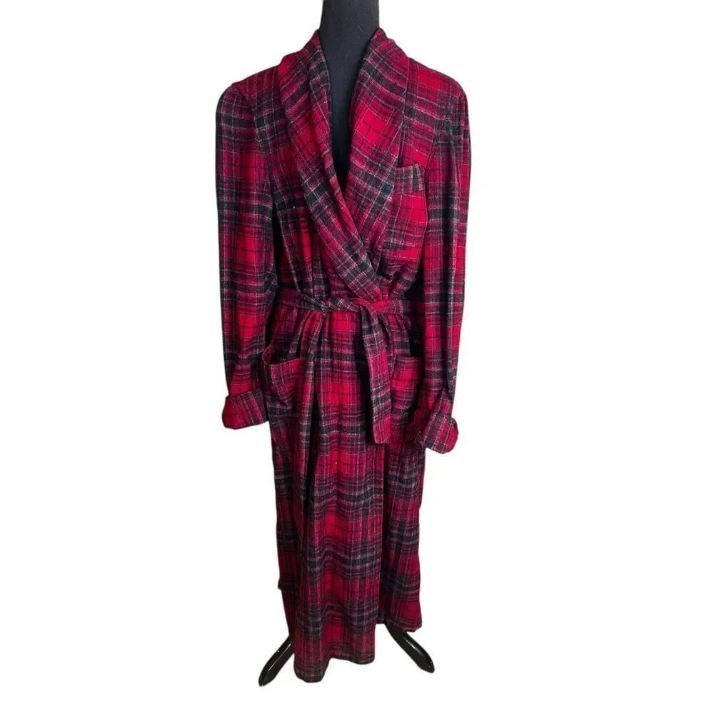 PENDLETON Vintage Red Virgin Wool Tartan Plaid Belted Bathrobe Men Size Medium